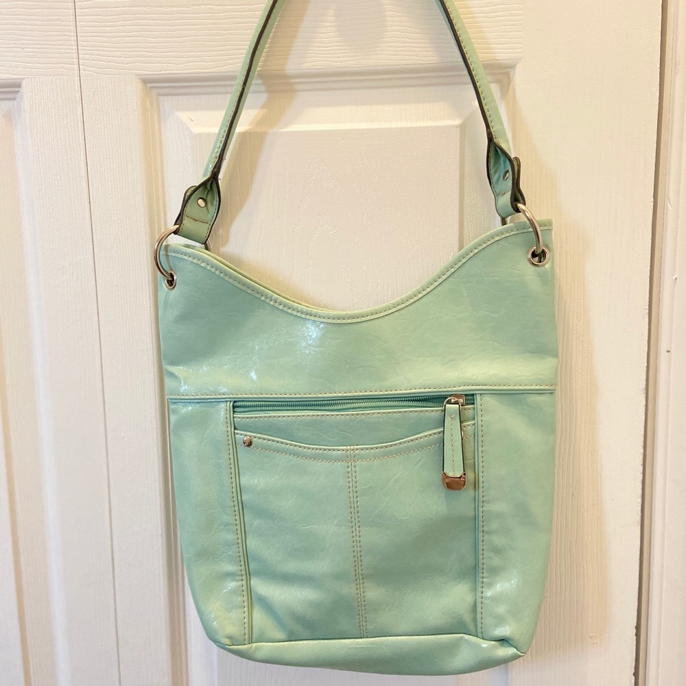💙CROFT BARROW Women’s Mint Green Saddle Bag
